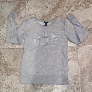 GAP size small crewneck/long sleeve top heather gray with sparkle letters